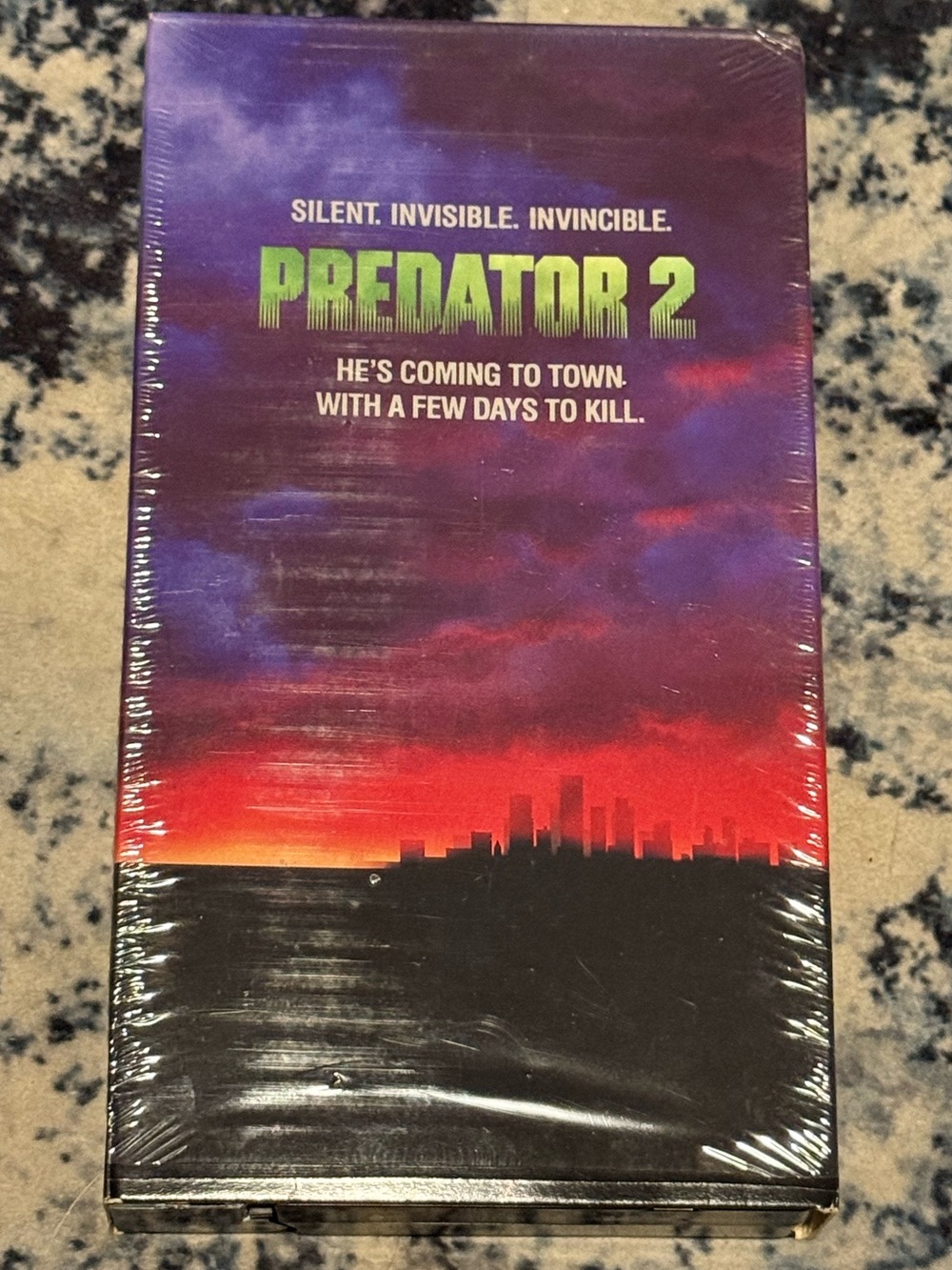 Predator 2 VHS Danny Glover 1990 Sci-Fi Action CBS Fox Video